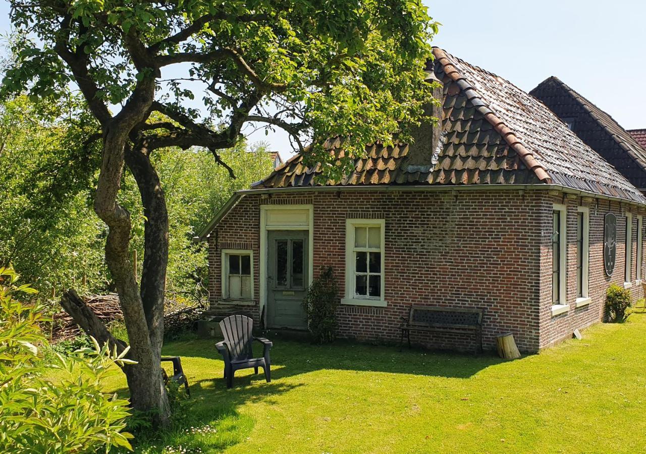 Fakansjehus Sfeervol Met Fijne Tuin Jirnsum Exterior foto
